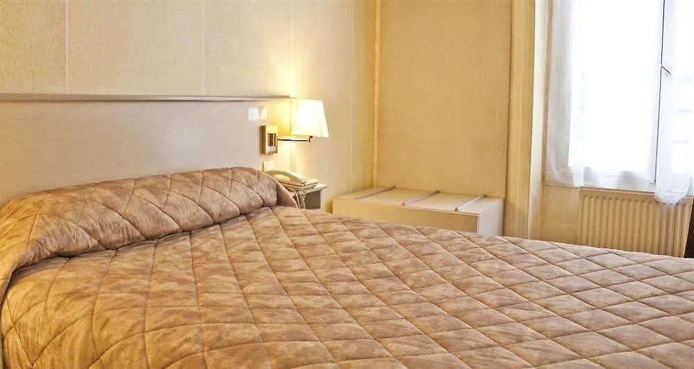 Hotell Restaurant Au Boeuf Couronne Paris
