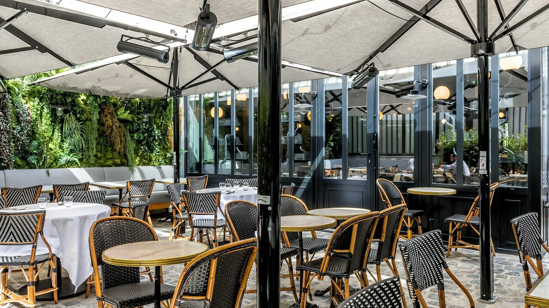 Restaurant Au Boeuf Couronne 3* Paris